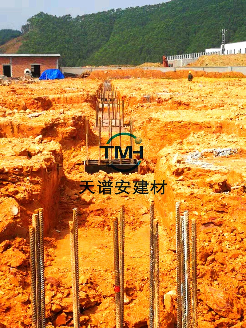 預(yù)埋件安裝鋼結(jié)構(gòu)