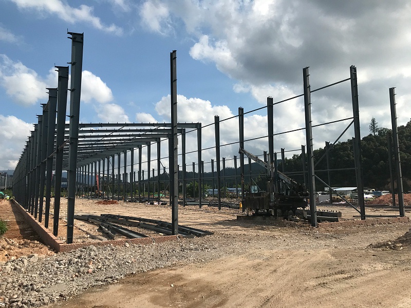 鋼結(jié)構(gòu)