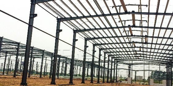 鋼結(jié)構(gòu)廠房廠家在鋼結(jié)構(gòu)廠房工程報價時，會按照規(guī)模來怎么計算