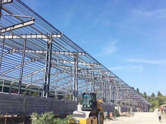 鋼結(jié)構(gòu)倉(cāng)庫(kù)