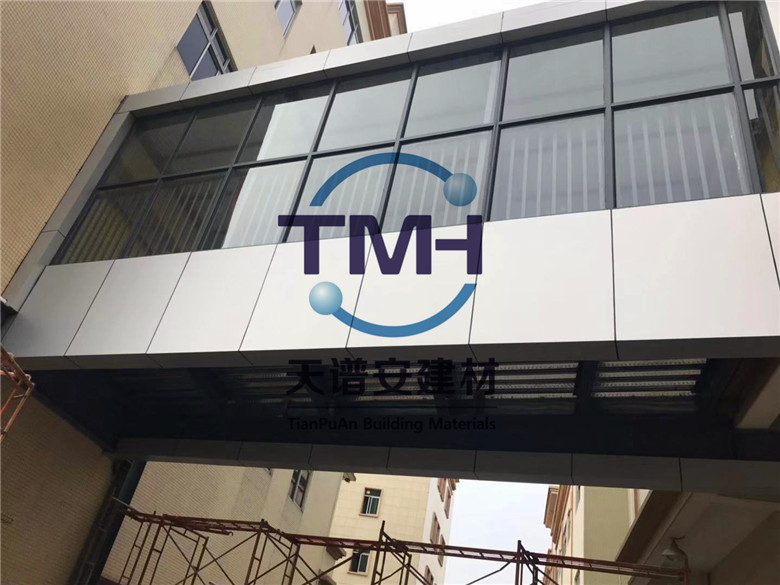 鋼結(jié)構(gòu)連廊