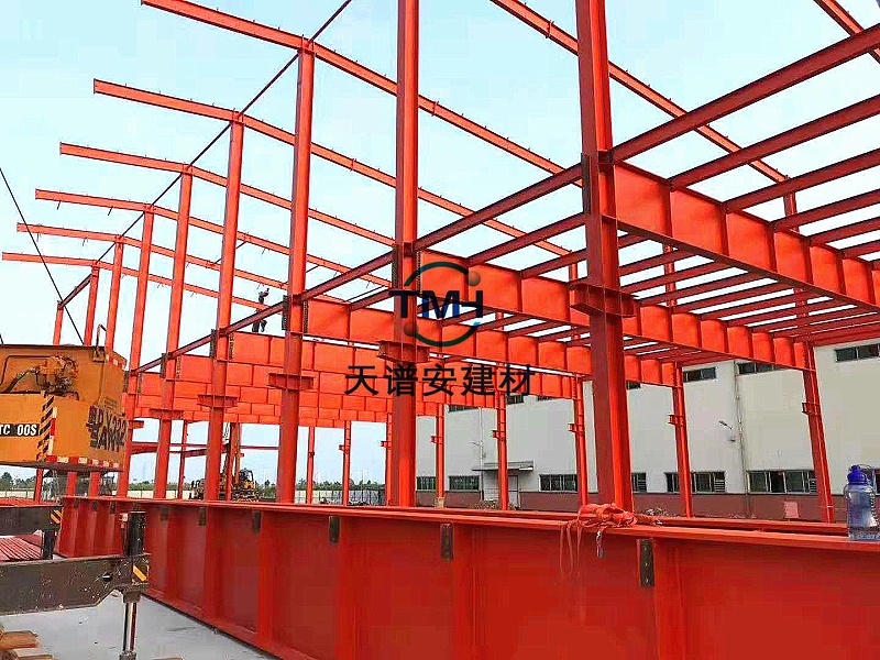 鋼結(jié)構(gòu)庫(kù)房施工