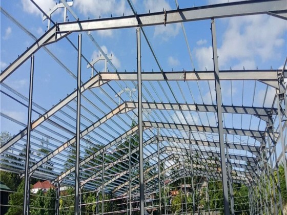 鋼結(jié)構(gòu)廠房