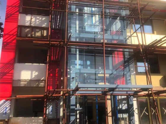 鋼結(jié)構(gòu)電梯井道